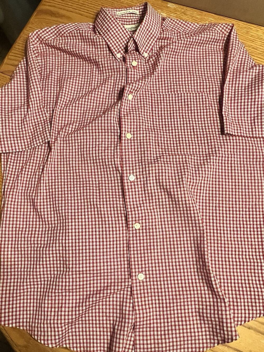 Munsingwear Wrinkle Free Short Sleeve Button Up Shirt Men’s Medium